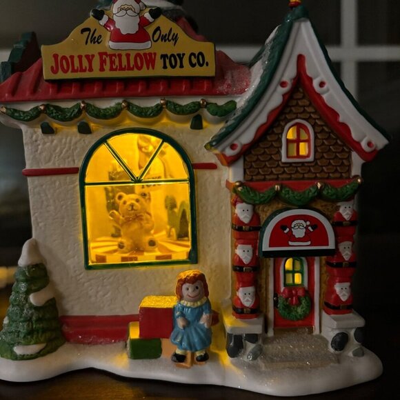 Depart 56 North Pole Series Jolly Fellow Toy Co. Store Village‎ Building 40355 - Picture 10 of 12